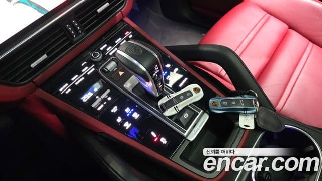 Porsche Cayenne (PO536) 3.0 E-гибрид купе, 2021 9