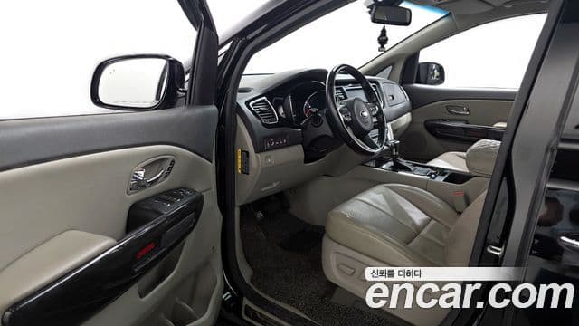 Kia All New Carnival President, 2018 10