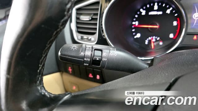 Kia All New Carnival VIP, 2016 13