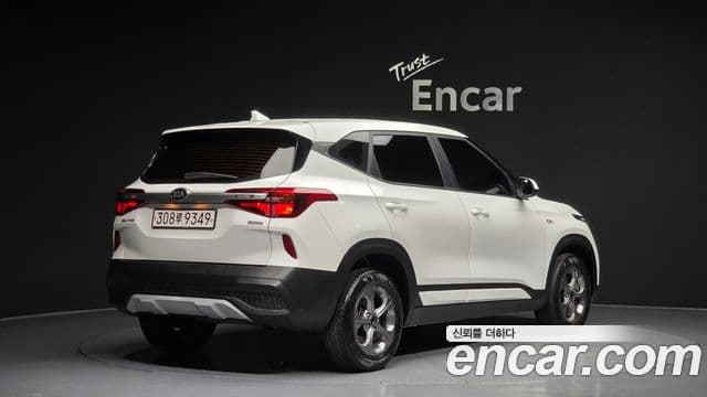 Kia Seltos Trendy, 2022 2