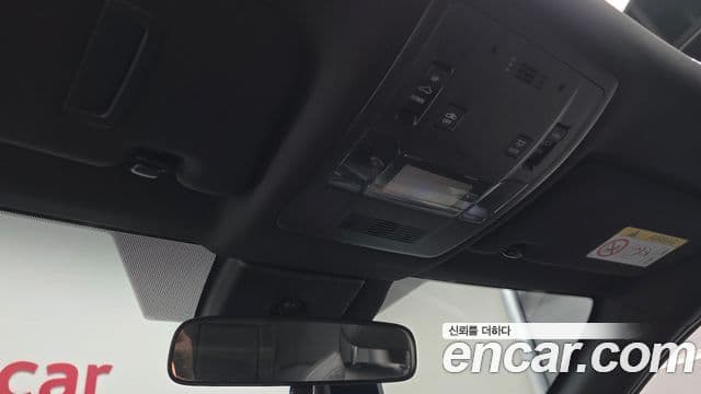 Lexus UX250h, 2021 19