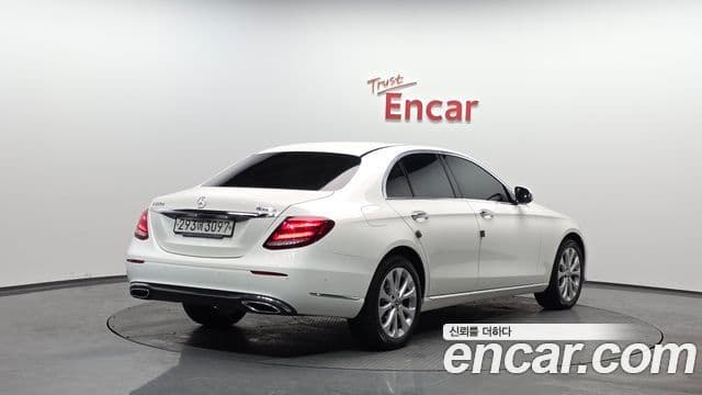 Mercedes-Benz E-класс W213 Exclusive, 2019 2