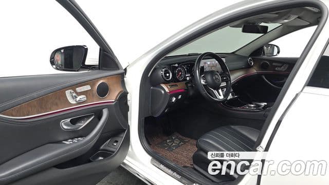 Mercedes-Benz E-класс W213 Exclusive, 2019 11