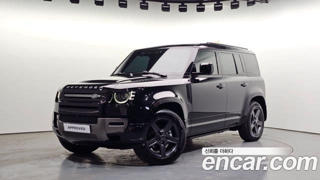 Land Rover Defender (L663) 110 P300 X-Dynamic SE, 2025 1