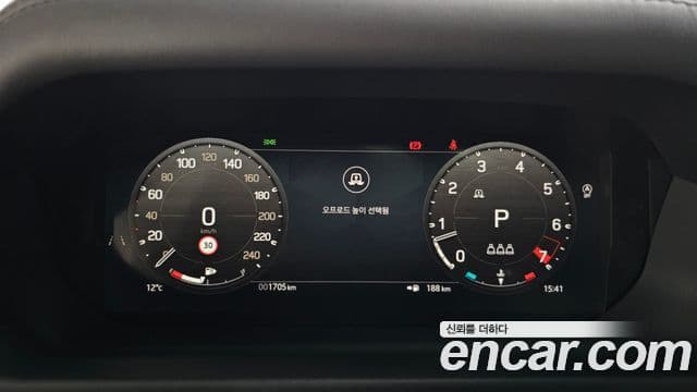 Land Rover Defender (L663) 110 P300 X-Dynamic SE, 2025 12