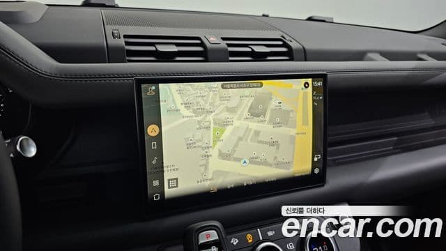 Land Rover Defender (L663) 110 P300 X-Dynamic SE, 2025 14