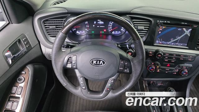 Kia K5 Noblesse, 2012 13