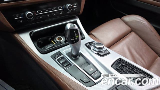 BMW 5시리즈 (F10) 520d M Sport, 2013 9