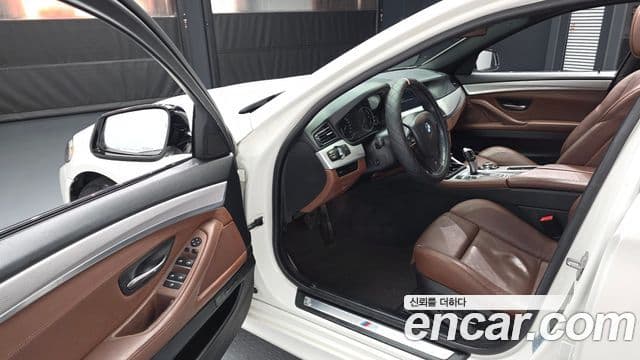 BMW 5시리즈 (F10) 520d M Sport, 2013 10