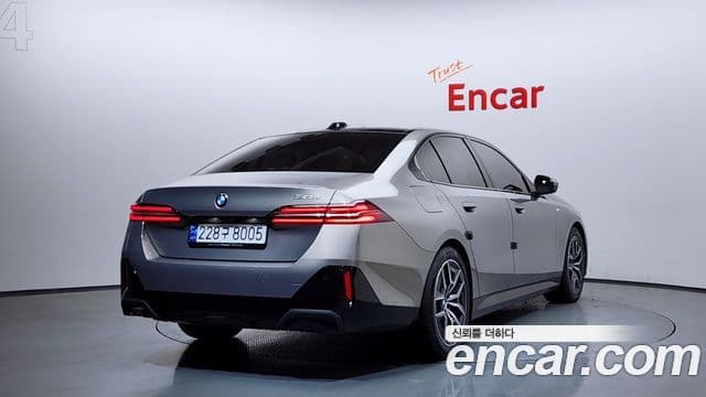 BMW 5시리즈 (G60) 523d M Sport, 2025 2