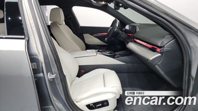 BMW 5시리즈 (G60) 523d M Sport, 2025 11
