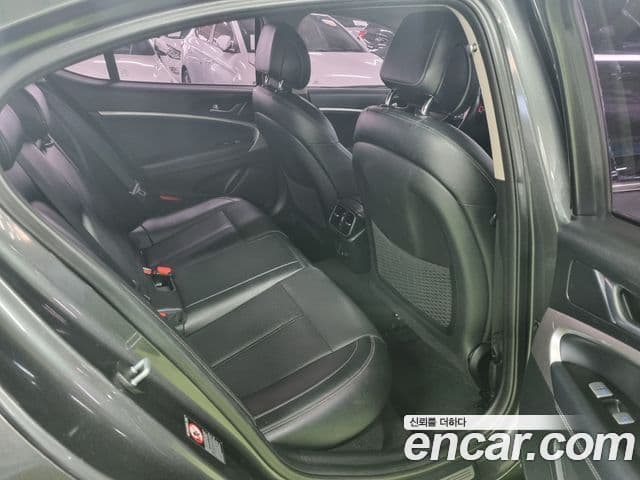 Genesis G70 Advanced, 2018 12