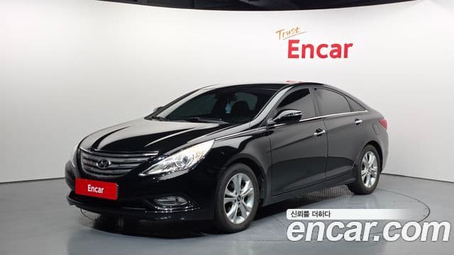 Hyundai YF Sonata LPI Premier(для людей с инвалидностью), 2012 1