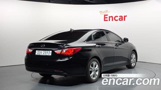 Hyundai YF Sonata LPI Premier(для людей с инвалидностью), 2012 2