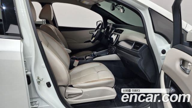 Nissan 리프 (ZE1) EV SL, 2019 11