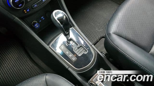 Hyundai Accent(новый кузов / новое поколение) Premium, 2015 9