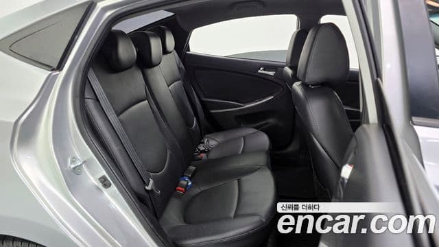 Hyundai Accent(новый кузов / новое поколение) Premium, 2015 12