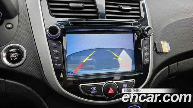 Hyundai Accent(новый кузов / новое поколение) Premium, 2015 16