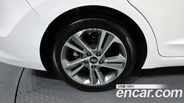 Hyundai Avante AD 1.6 GDI Value Plus, 2017 все фото