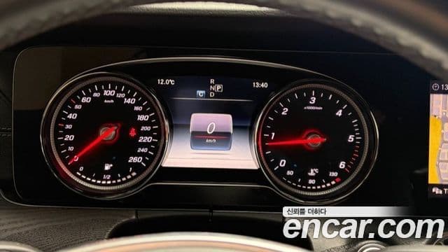 Mercedes-Benz E-класс W213 E220d кабриолет, 2018 7