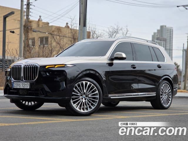 BMW X7 (G07) xDrive 40d Design Pure Excellence 6인승, 2024 1