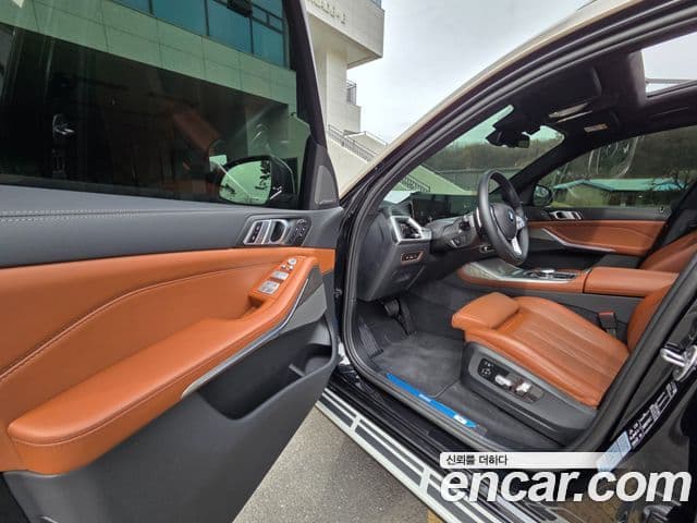 BMW X7 (G07) xDrive 40d Design Pure Excellence 6인승, 2024 8