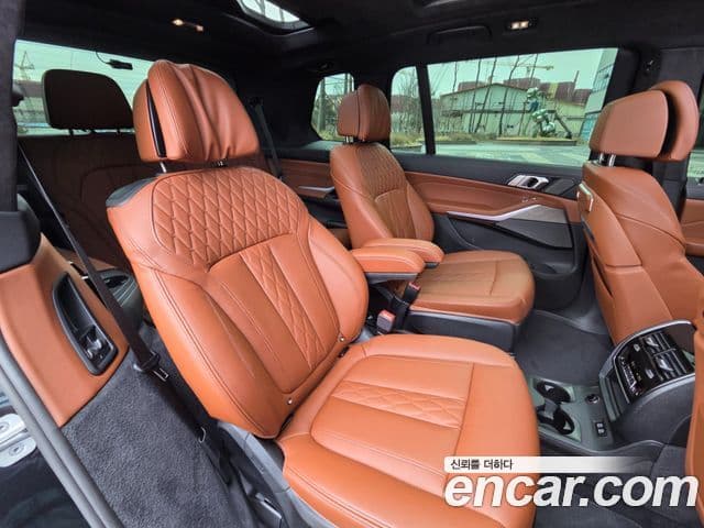 BMW X7 (G07) xDrive 40d Design Pure Excellence 6인승, 2024 17