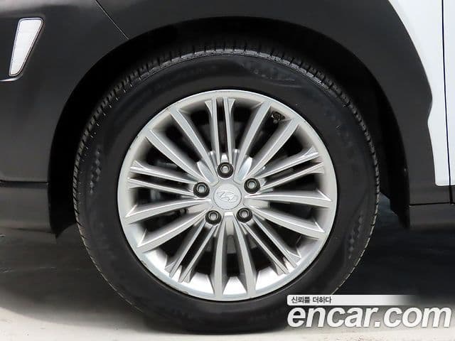 Hyundai Kona Modern Choice, 2020 все фото