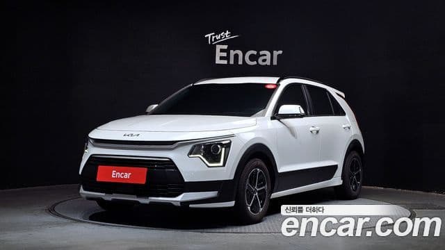 Kia D All New Niro Prestige, 2024 1