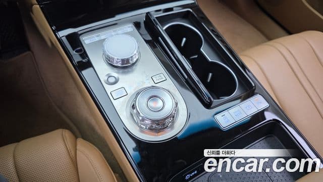 Genesis G80 (RG3) бензин 2.5 турбо AWD, 2025 9