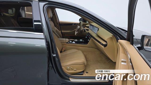 Genesis G80 (RG3) бензин 2.5 турбо AWD, 2025 11