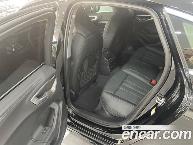 Audi A5 (B10) 40 TFSI Quattro S Line, 2025 11