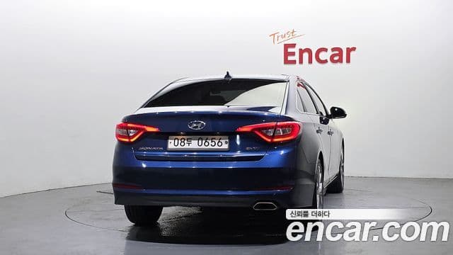 Hyundai LF Sonata Special, 2016 4