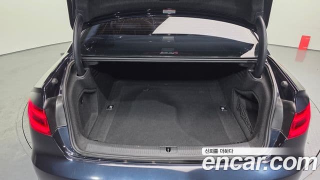 Audi A4 (B9), 2018 20