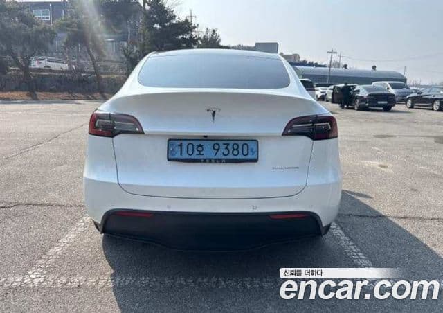 Tesla модель Y Long Range AWD, 2022 3