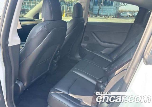 Tesla модель Y Long Range AWD, 2022 10