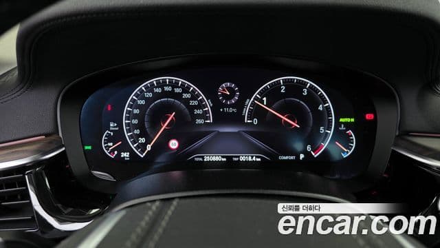 BMW 5시리즈 (G30) 520d xDrive Luxury Plus, 2019 8