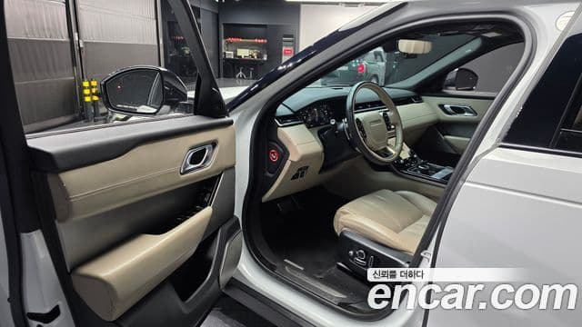 Land Rover Range Rover Velar 3.0 D300 R-Dynamic HSE, 2018 10