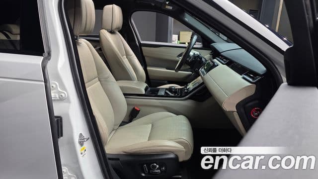 Land Rover Range Rover Velar 3.0 D300 R-Dynamic HSE, 2018 11