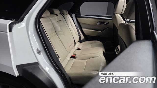 Land Rover Range Rover Velar 3.0 D300 R-Dynamic HSE, 2018 12
