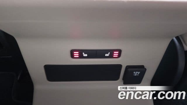 Land Rover Range Rover Velar 3.0 D300 R-Dynamic HSE, 2018 18