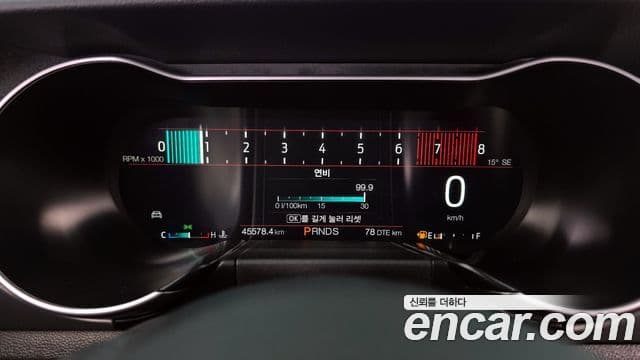 Ford Mustang купе, 2023 8