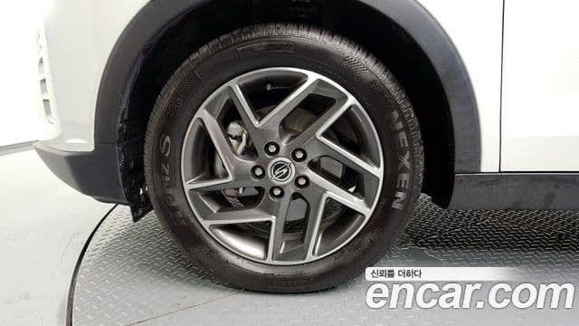 KG모빌리티(SsangYong) Berry New Tivoli V3, 2022 все фото