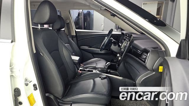 KG모빌리티(SsangYong) Berry New Tivoli V3, 2022 10