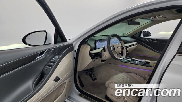 Genesis G80 (RG3) бензин 2.5 турбо AWD, 2025 10