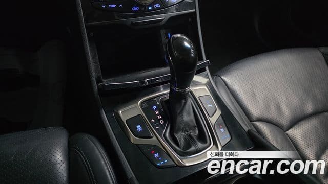 Hyundai Grandeur HG Prime, 2011 9