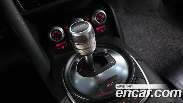 Audi R8 4.2 V8 купе, 2009 9