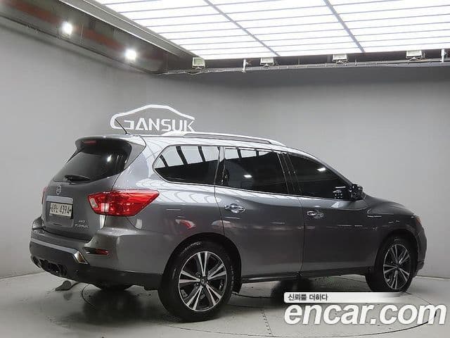 Nissan Pathfinder 4세대, 2017 4