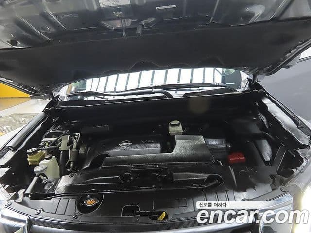 Nissan Pathfinder 4세대, 2017 8