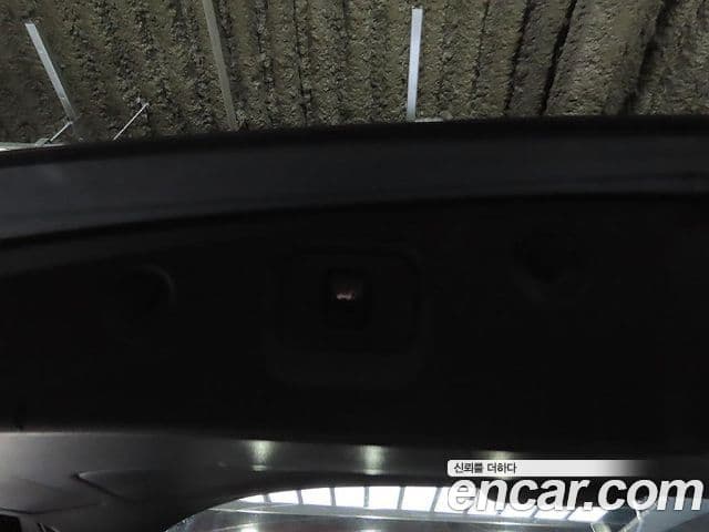 Nissan Pathfinder 4세대, 2017 10